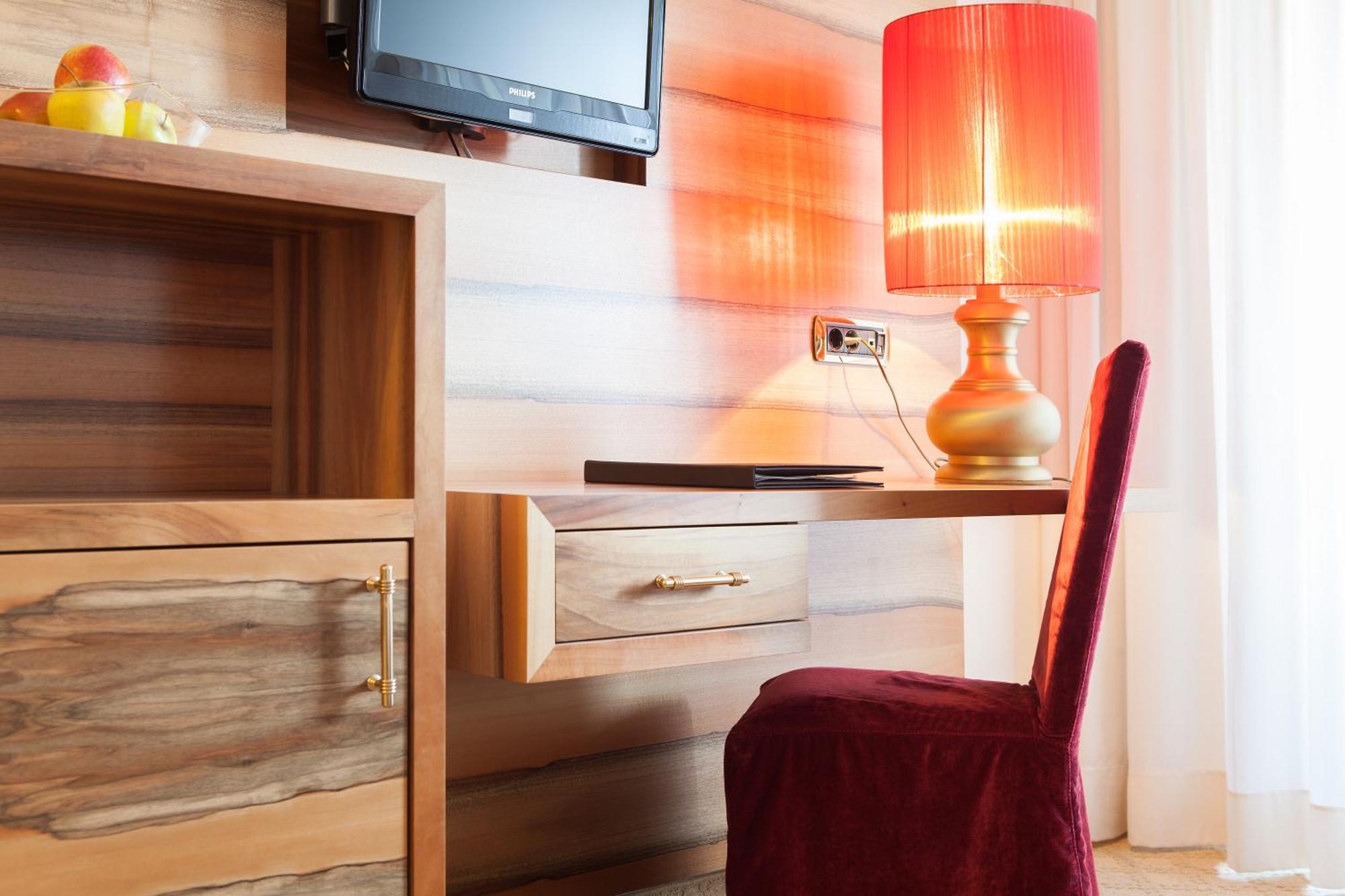 Hotel Hohenwart سكين المظهر الخارجي الصورة