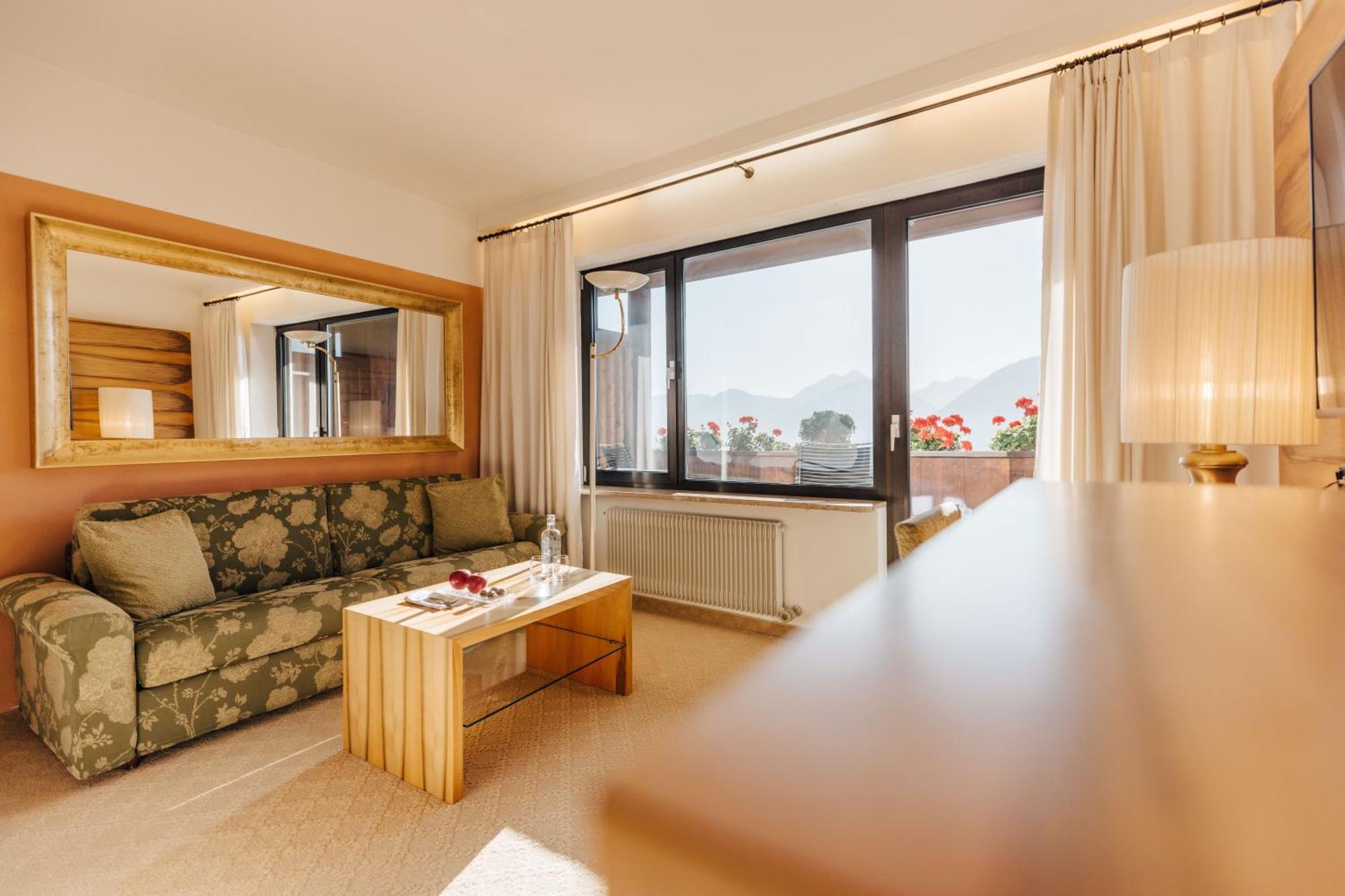 Hotel Hohenwart سكين المظهر الخارجي الصورة