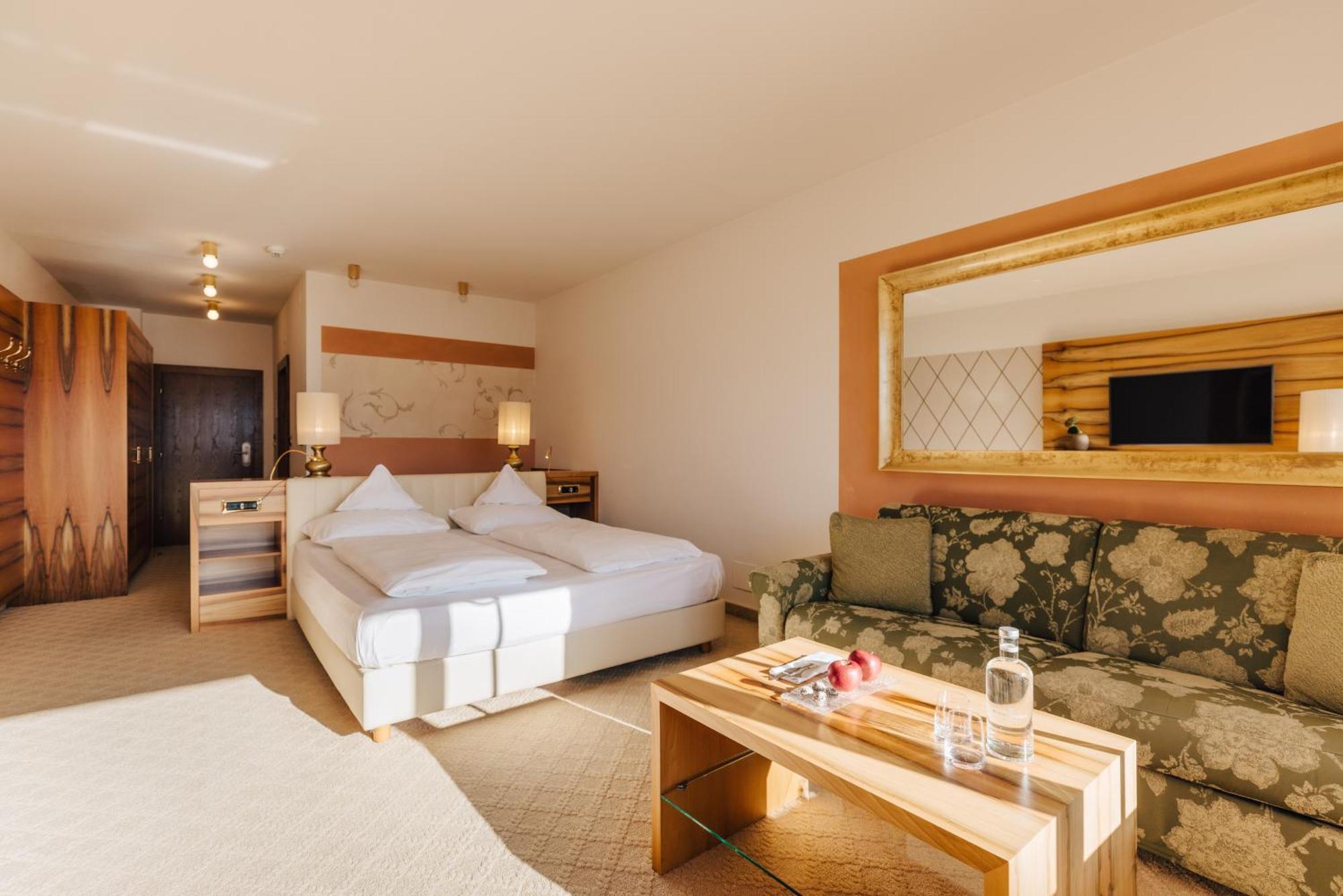 Hotel Hohenwart سكين المظهر الخارجي الصورة