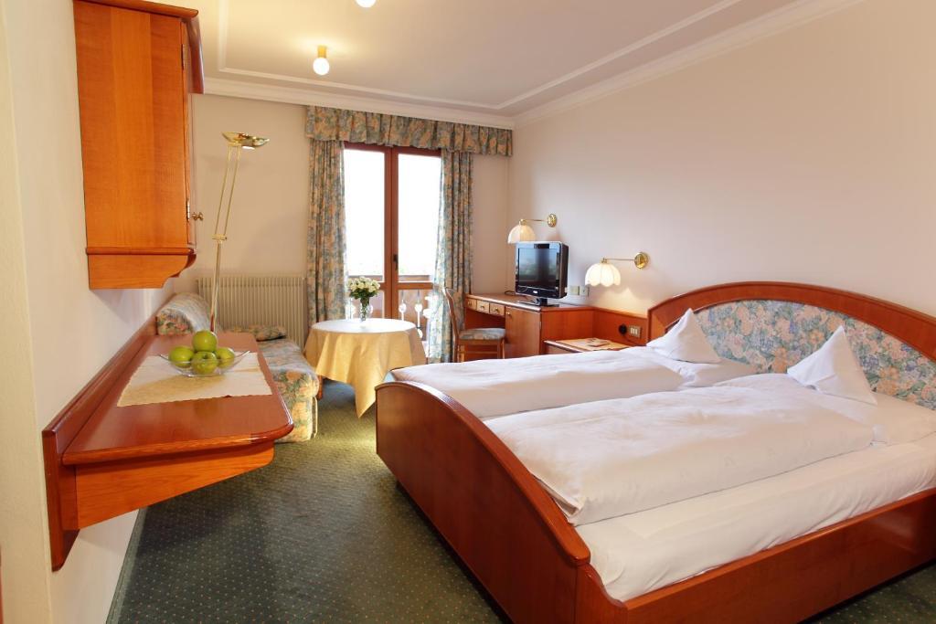 Hotel Hohenwart سكين الغرفة الصورة